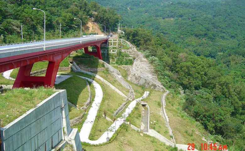 北二十九線汐萬路8K+500災害復建工程(第二階段橋梁主體結構)