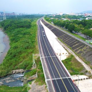 大漢溪堤外水岸廊道串聯暨周邊環境改善工程