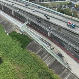 二重疏洪道左岸加高工程