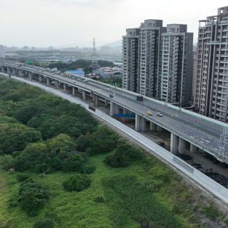 二重疏洪道左岸加高工程