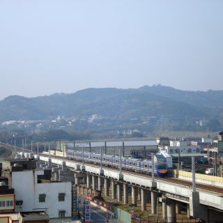 台灣鐵路更新軌道結構計畫(縱貫線下新港溪橋及引道改建第二期工程)