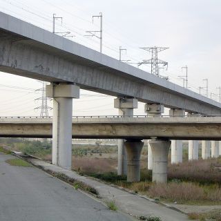 第二高速公路快官草屯路段第C330標快官烏日段橋樑工程(業主：榮金營造)