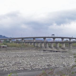 基隆港聯外鐵路改善計畫內灣線竹東大橋改善加固工程