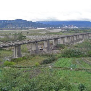 基隆港聯外鐵路改善計畫內灣線竹東大橋改善加固工程